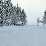 Villa Lakefront Ainola, 55 Km From Rovaniemi