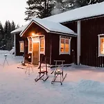 Lakefront Ainola, 55 Km From * Rovaniemi