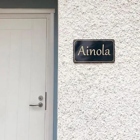 Lakefront Ainola, 55 Km From