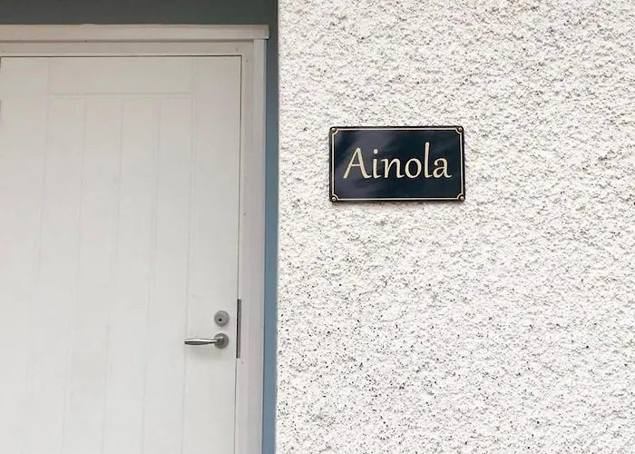 Lakefront Ainola, 55 Km From