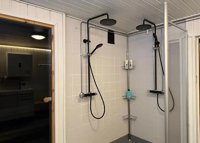 Villa Lakefront Ainola, 55 Km From *