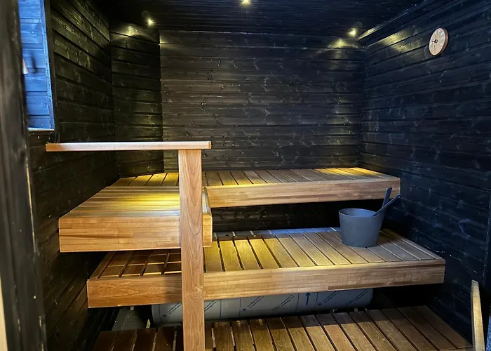 Lakefront Ainola, 55 Km From Вилла