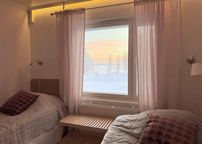 Villa Lakefront Ainola, 55 Km From *