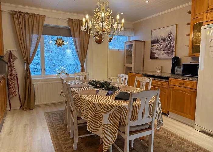 Villa Lakefront Ainola, 55 Km From